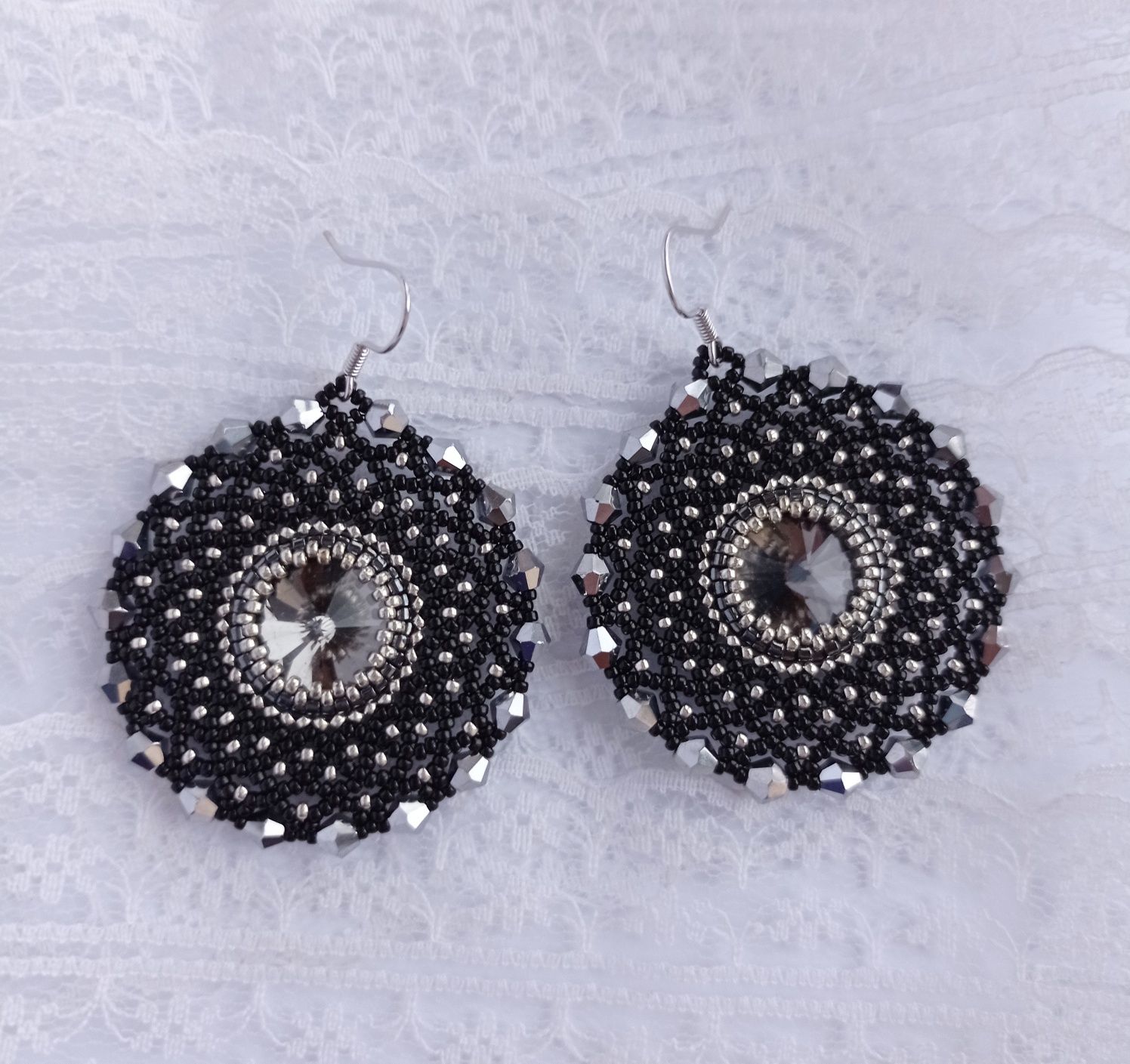 Серьги, серёжки, сережки,кульчики чёрные из бисера ручной работы
