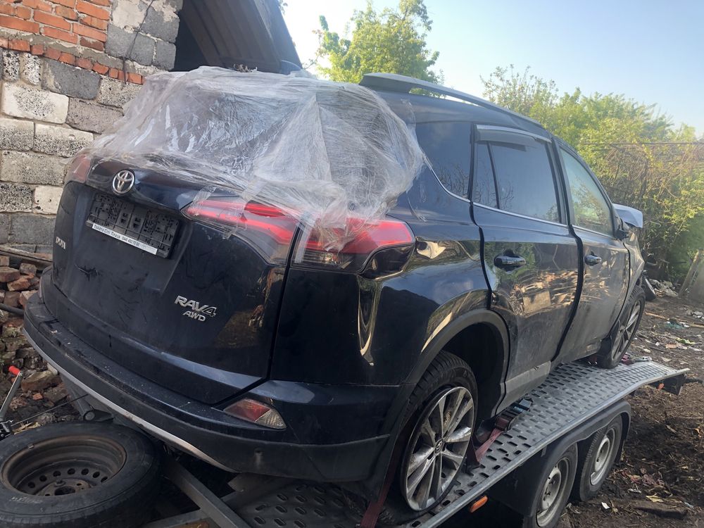 Розборка Toyota Rav4 2013-2018 рік в продажі двигун 2.2 дизель