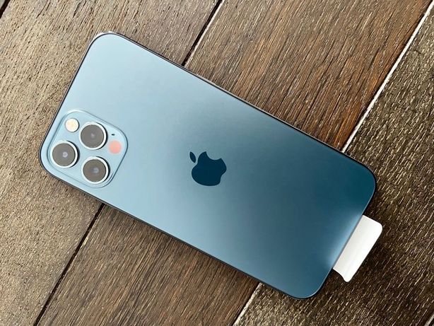 iPhone 12 Pro Pacific Blue, 256GB + 2x etui MagSafe. GWARANCJA 06.2023