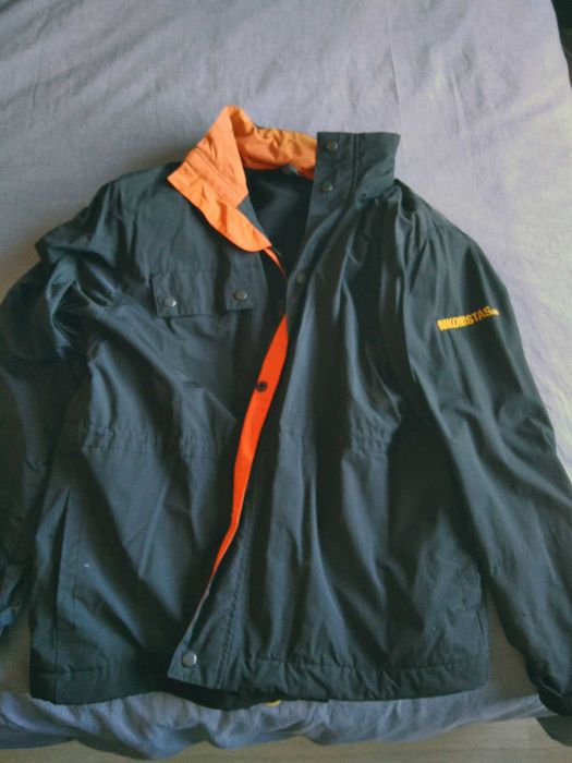 Blusão corta-vento azul-escuro