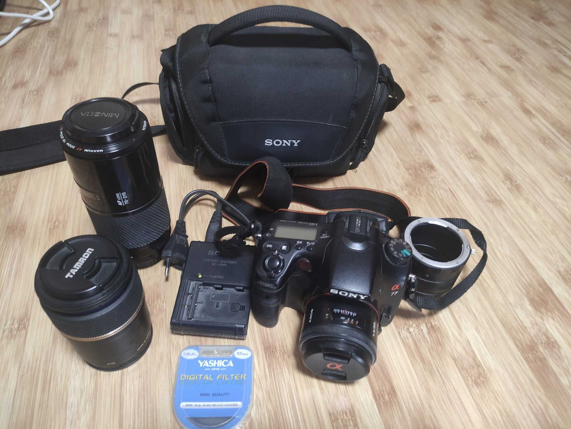 Продам фотоаппарат Sony SLT-A77 с объективами