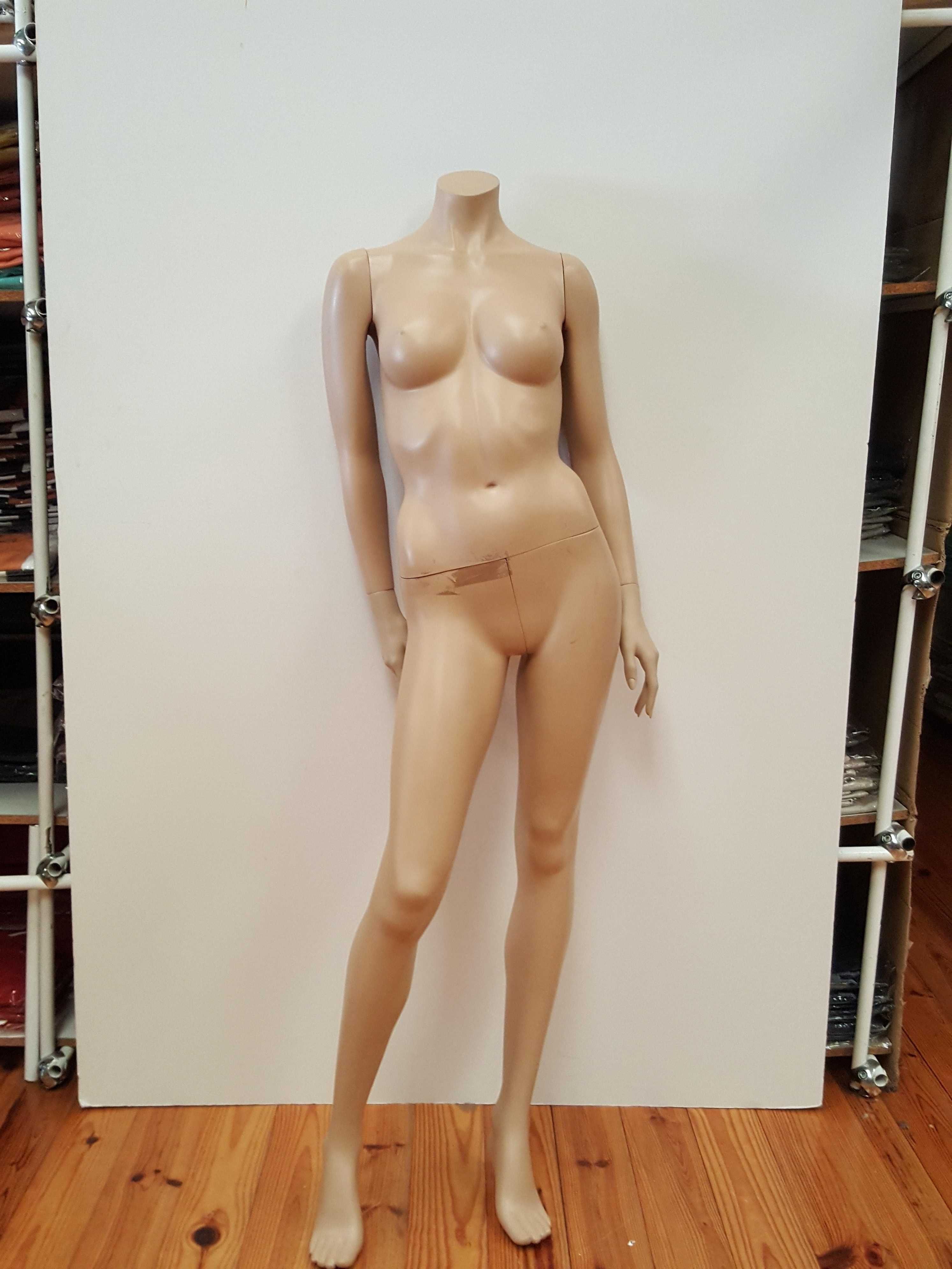 Manequins variados em fibra - negociável