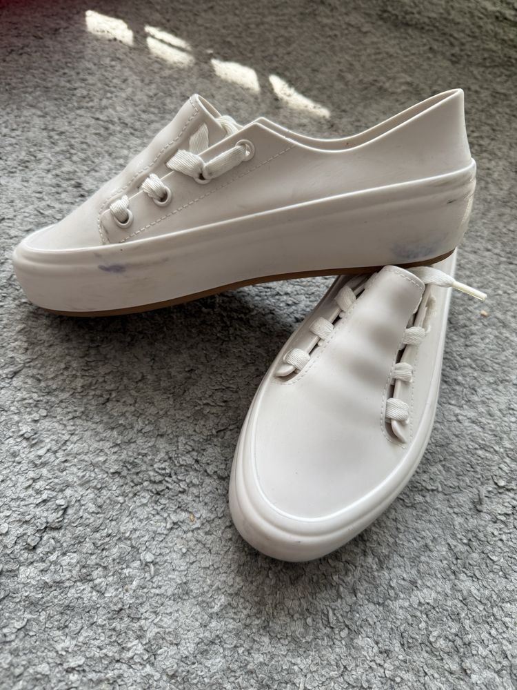 Melissa trampki białe 38
