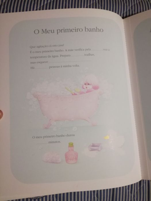 Livro "A história do bebé"