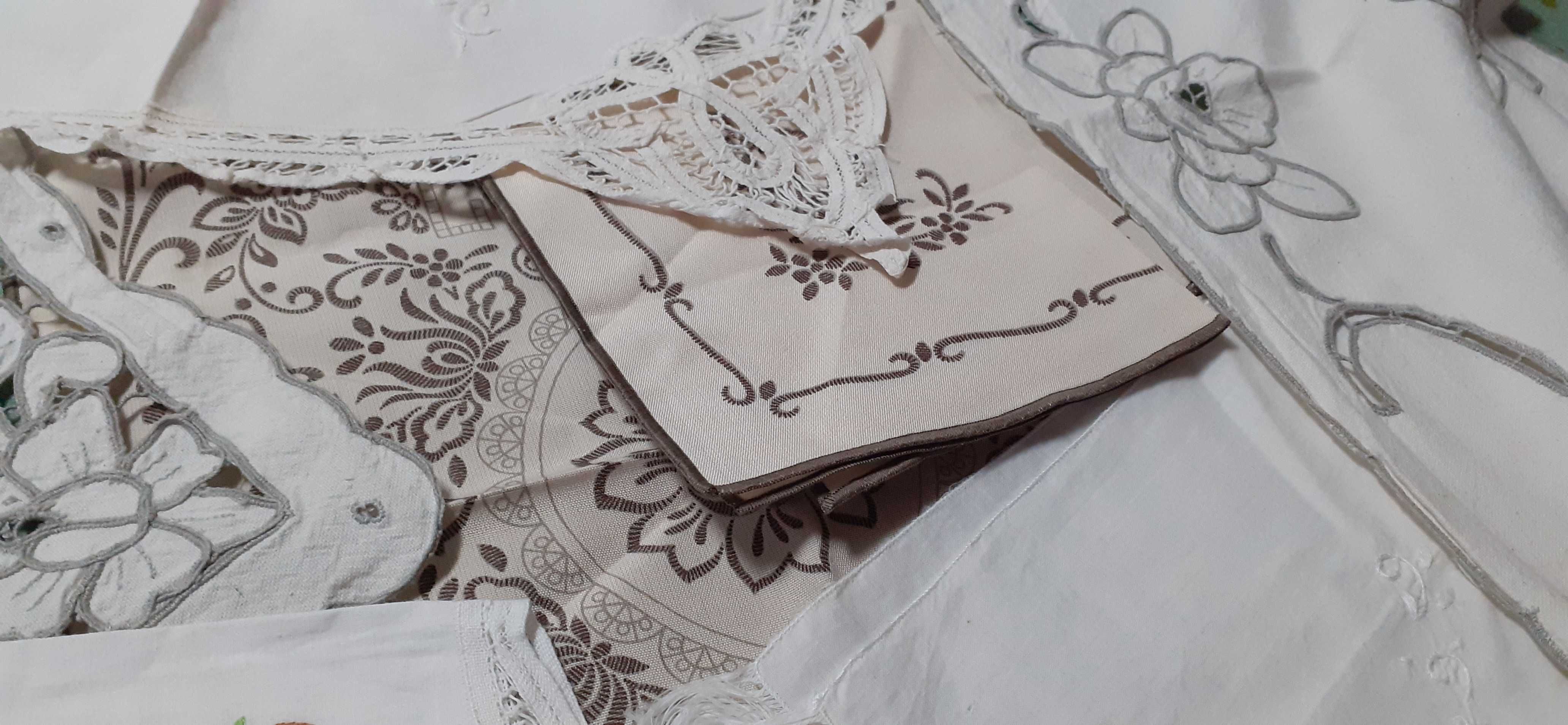Conjunto de vários panos em linho e tecido (valor por todos)