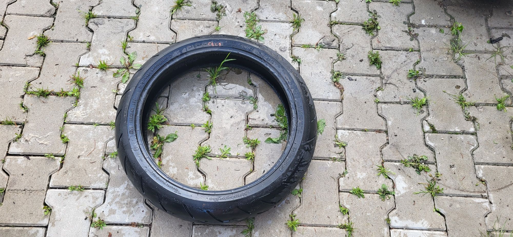 Opona nr c404 Continental 120/70-17 contisportatack 4