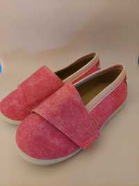 Buty na rzep Slippers Family Daisy rozmiar 35 oraz 36