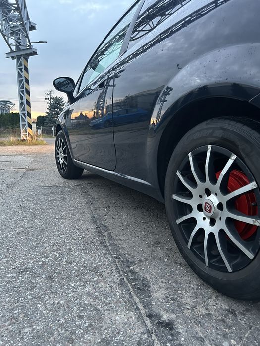 Sprzedam zadbanego Fiata Grande Punto