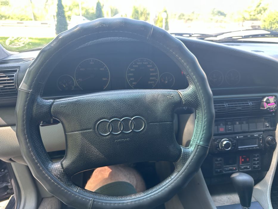 Продам ауді в хорошому стані