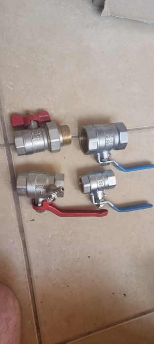 Zawory kulowe odcinające Genebre