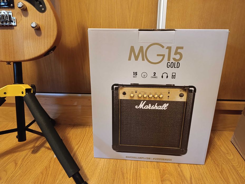Marshall MG15G Amplificador