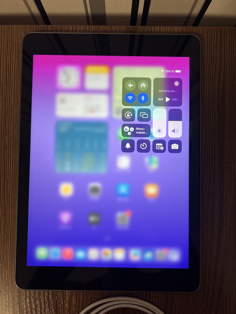 Apple Ipad 6 gen. 32 Gb. WiFi . Space Gray