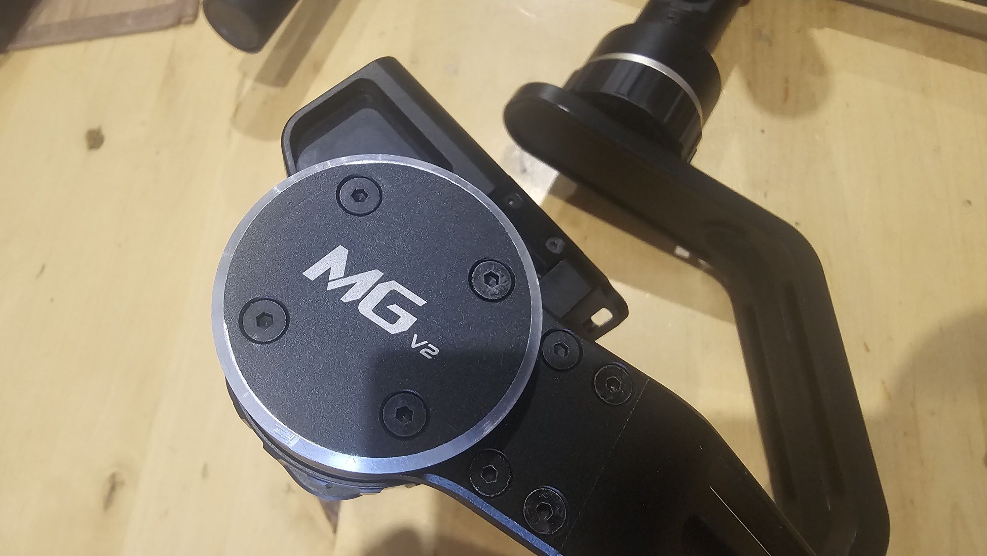 Flayutech mg v2 gimbal dslr lustrzanka