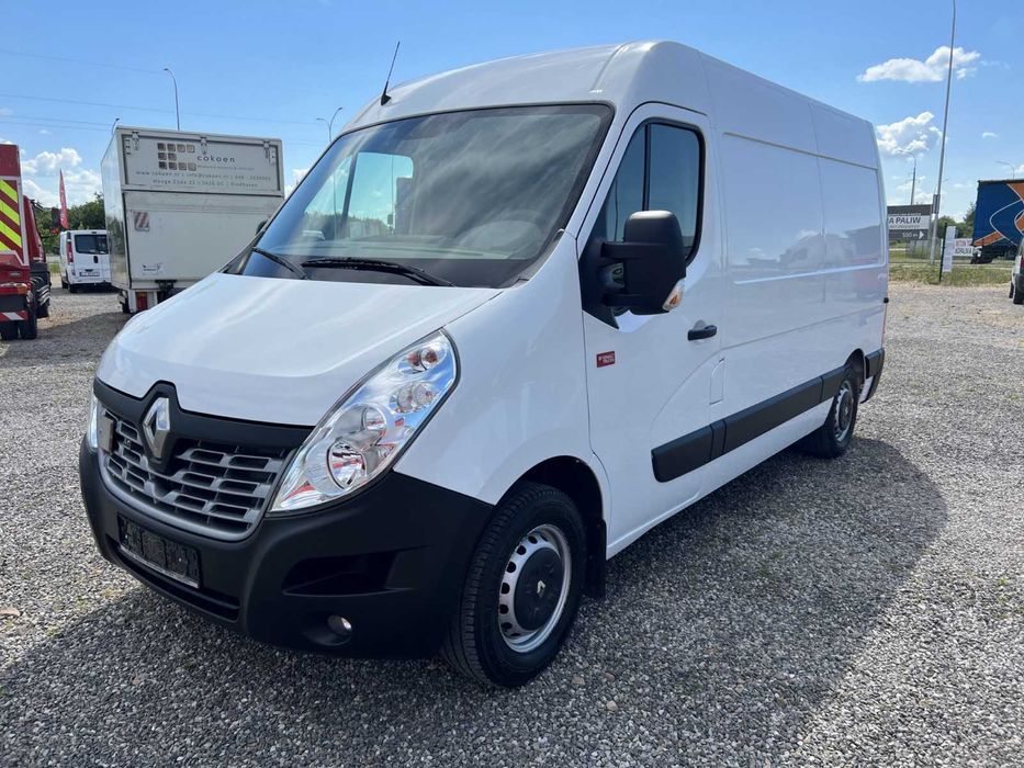 Renault Master 2.3 DCI 2017 rok L2H2 Średniak bogata opcja piekny stan