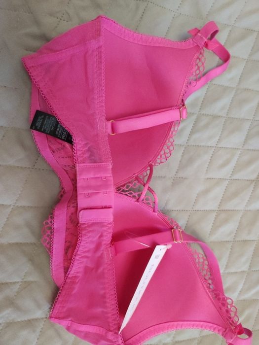 Бюстгальтер жіночий новий M&S