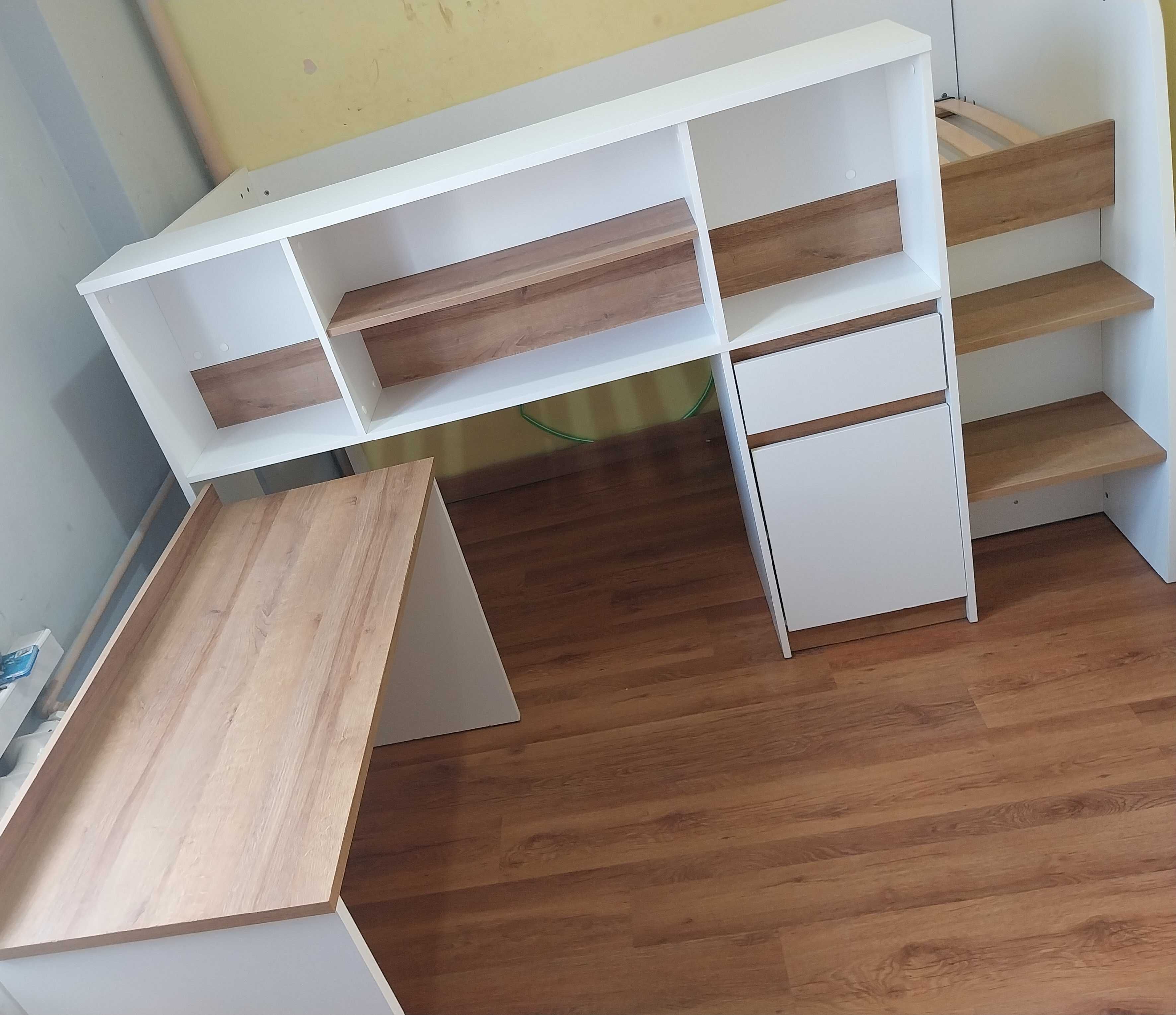 antresola, łóżko piętrowe ze schodami, biurko wysuwane Sinco