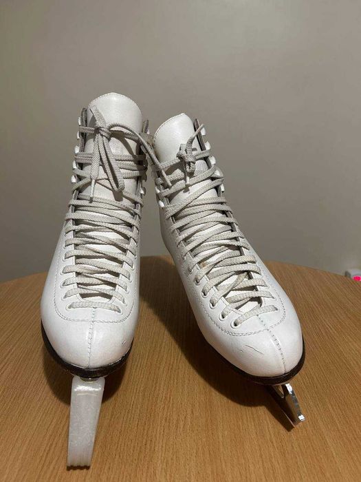 Ковзани Wifa леза Wilson Excel розмір 38 вживані в гарному стані