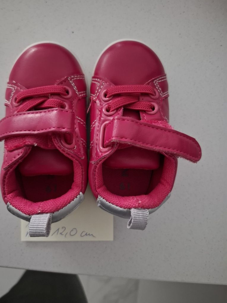 Buty niemowlęce buciki 6 par rozmiary 19-20