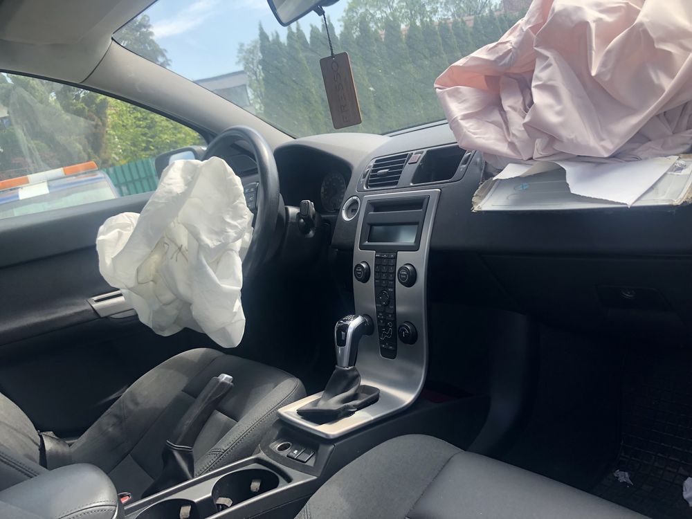 Volvo S40 uszkodzony