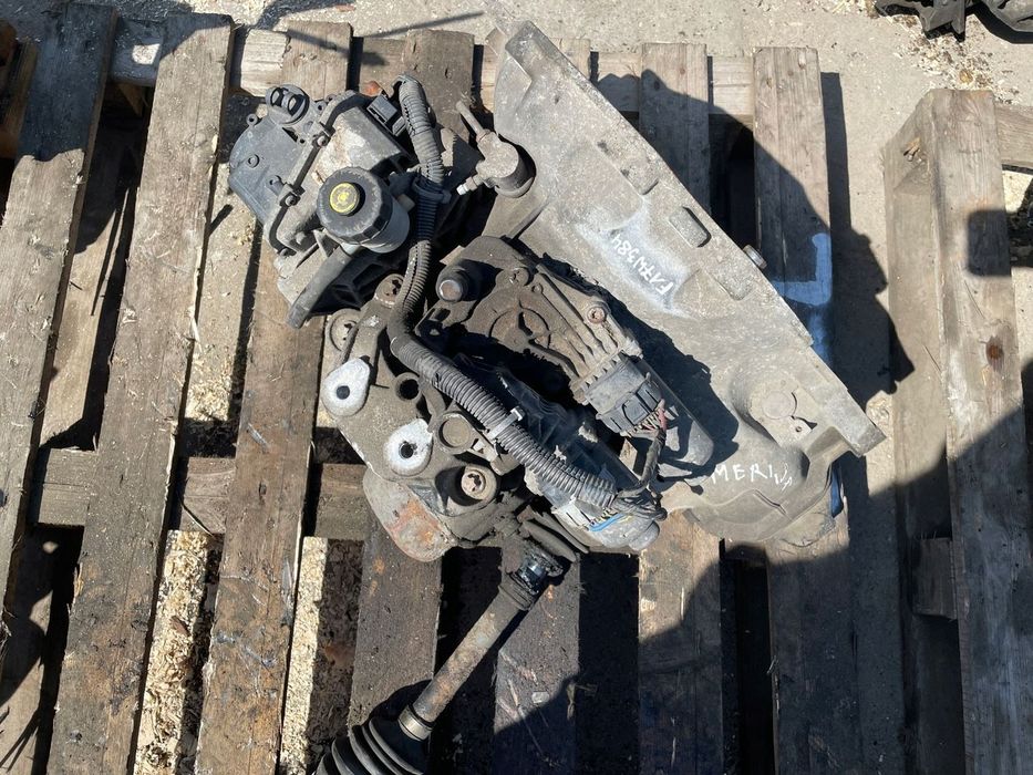 opel meriva a 1.7 dti skrzynia biegów manualna kod - F17W384