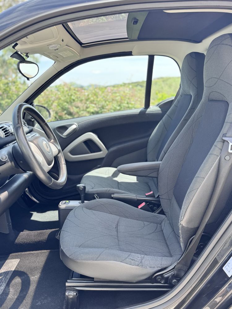 SMART FORTWO 0.9 PASSION 2013 automatico 18 meses garantia