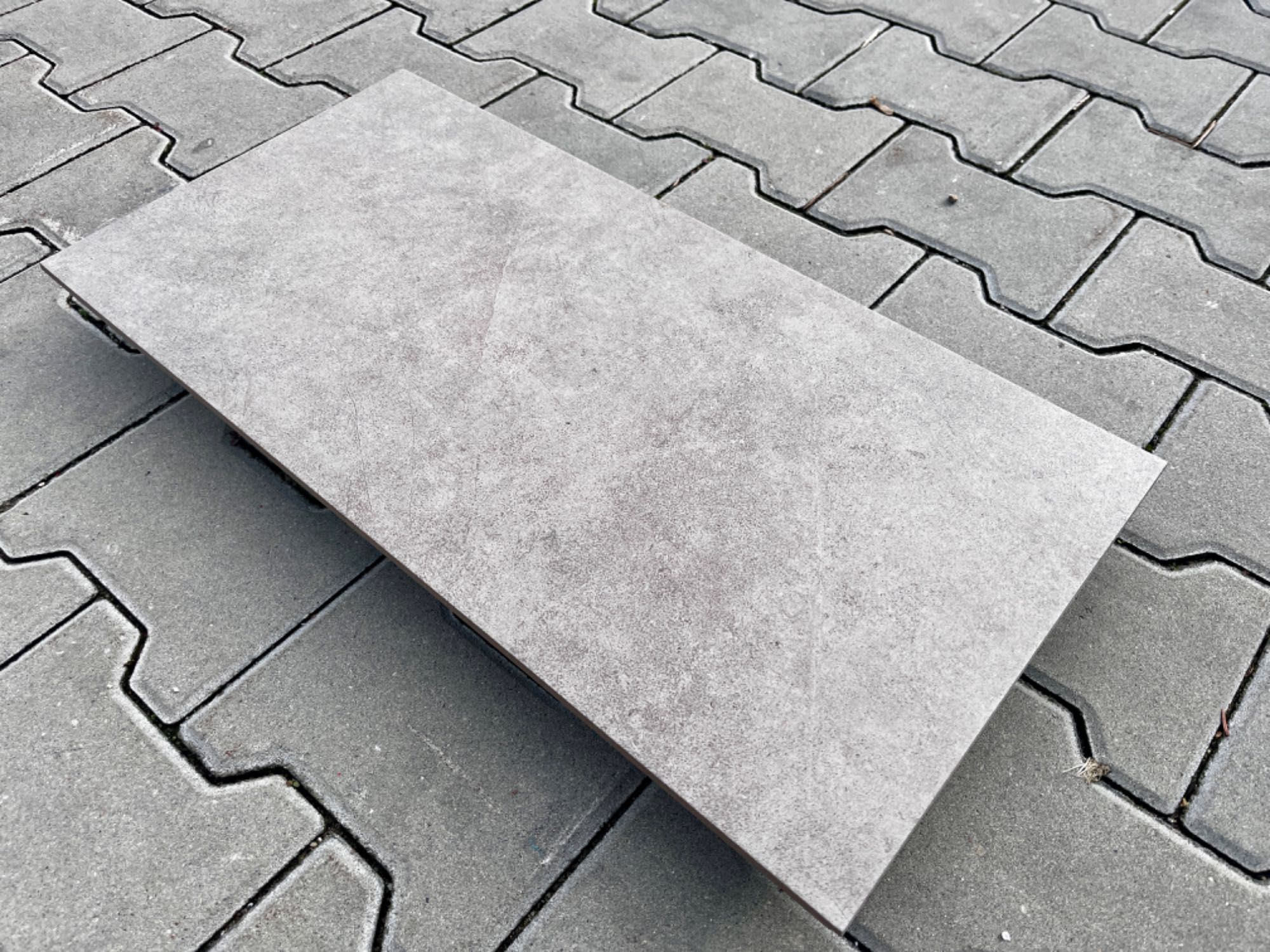 Płytka Podłogowo - Ścienna QUBUS DARK GREY 30x60