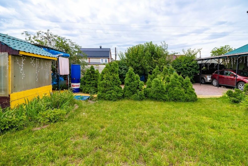 Продам будинок в осокорках по Садовій 96