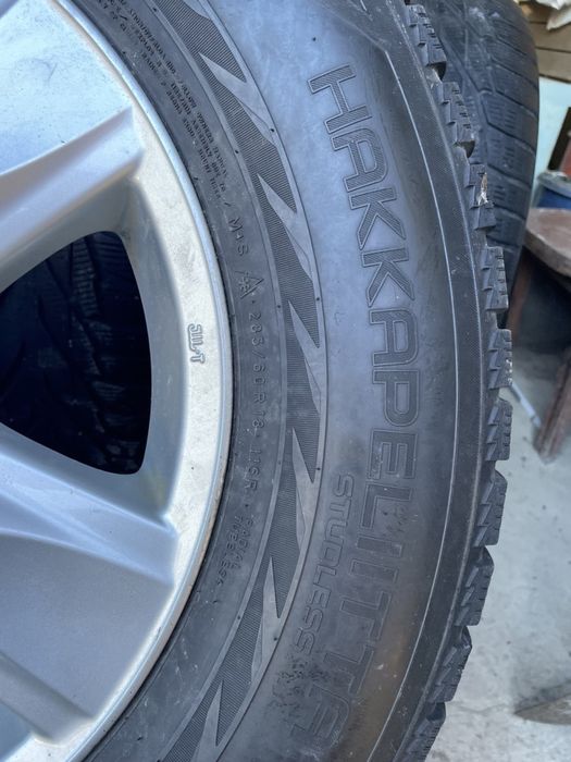 Зимові шини з дисками Land Cruiser 200.  285/60R18