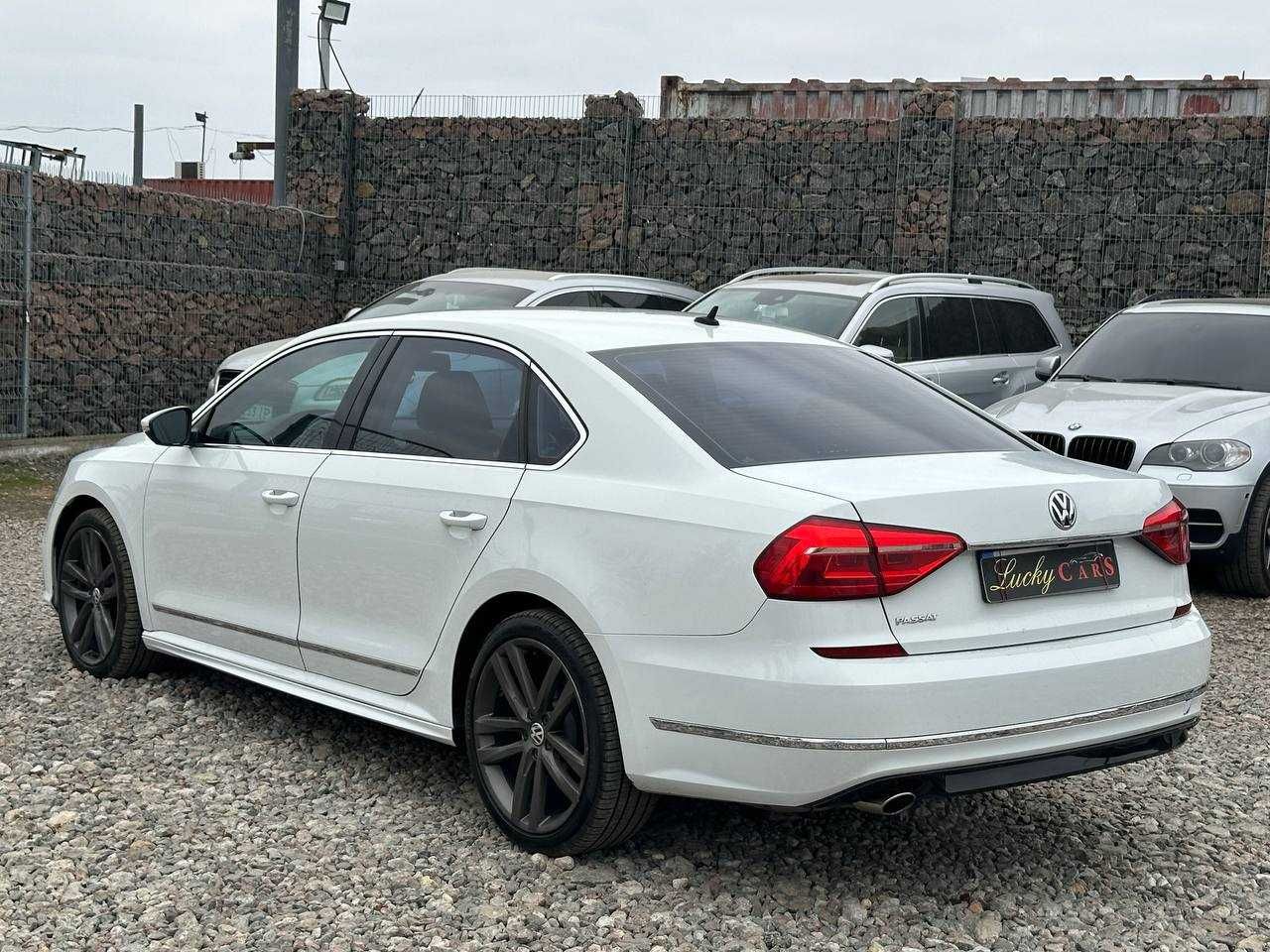 Авто Volkswagen Passat 2016