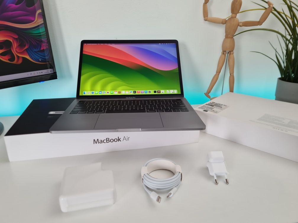 Śliczny laptop Apple MacBook Pro 13 RETINA 16GB/250GB STAN SUPER! F78