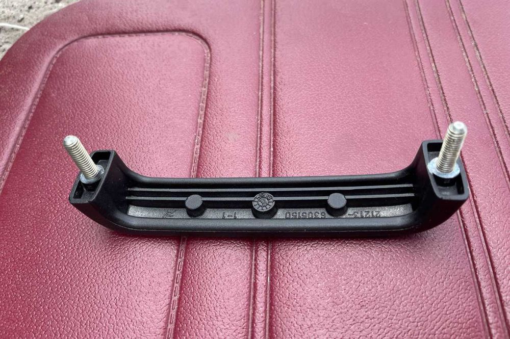 ручка ляды нива тайга задней 21213 оригинал