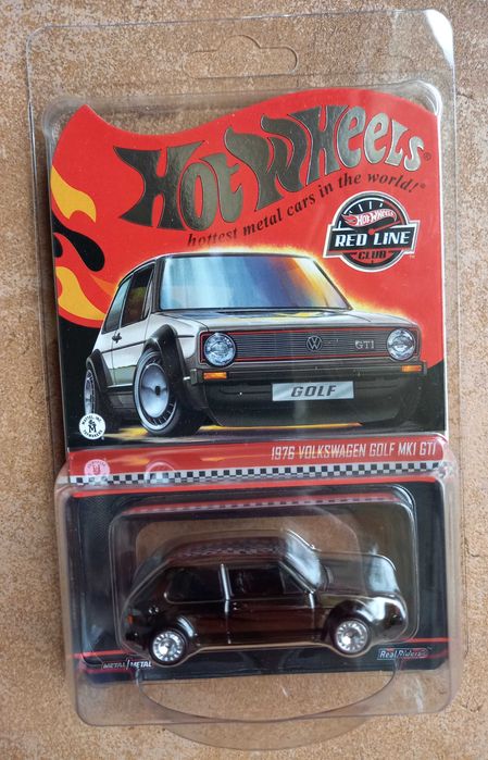 Hot Wheels RLC __ 1976 Volkswagen Golf Mk1 GTi __