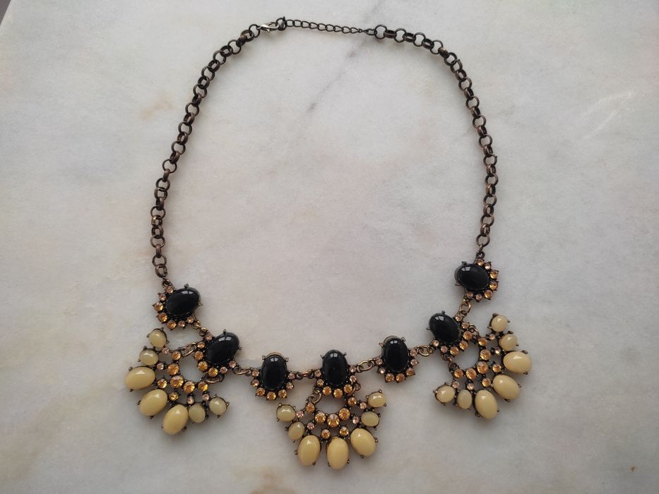 Colar vintage em excelente estado