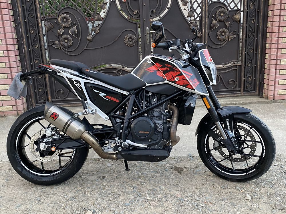 Продам KTM DUKE 690 2020 Рік!