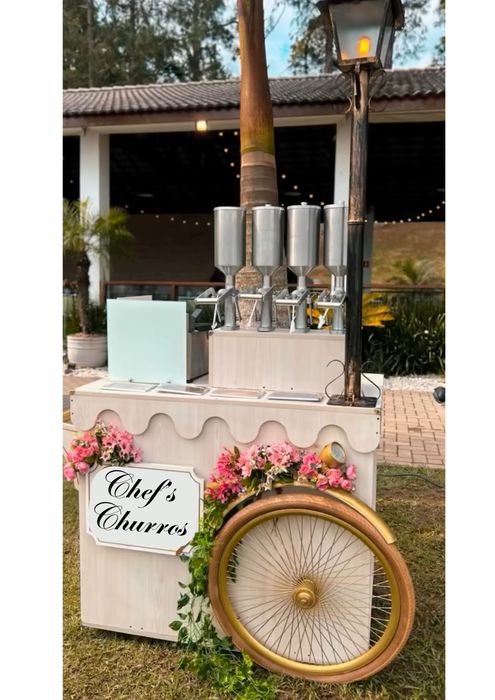Churros gourmet para eventos - Sabor e alegria em cada mordida!