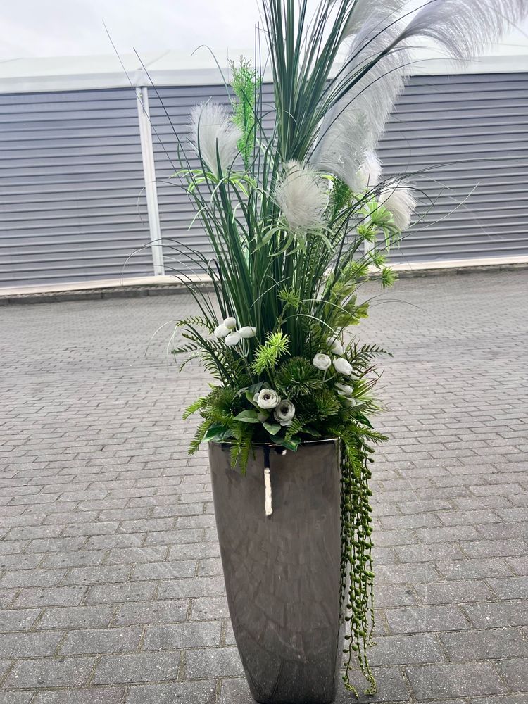 Dekoracje kwiatowe