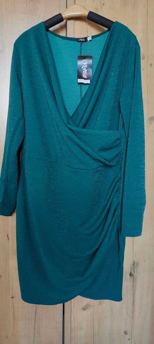 Новое шикарное женское нарядное платья батал