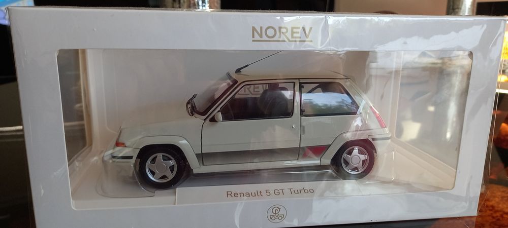 Renault 5 GT TURBO 1/18