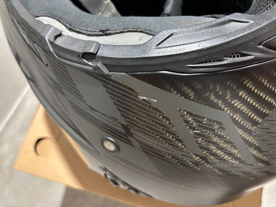 Capacete integral AGV AX-8 Naked Carbon