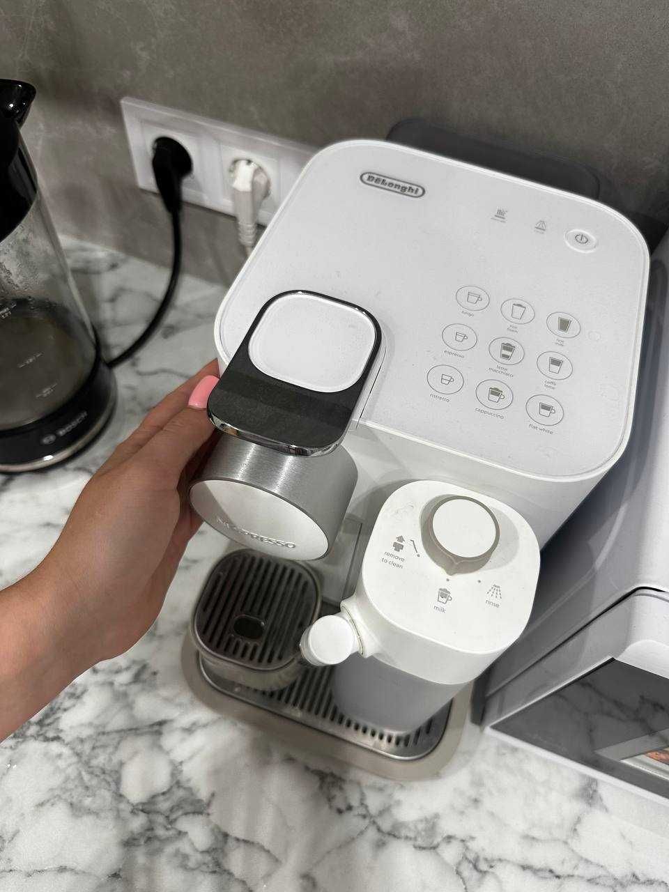 Капсульная кофеварка Nespresso