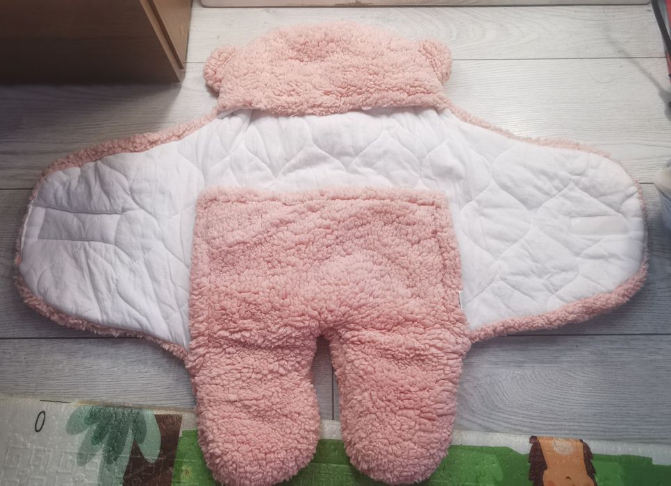 Продам комбез к для новорожденного