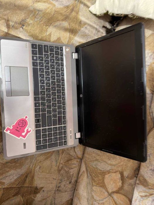 Ноутбук НР без батареї