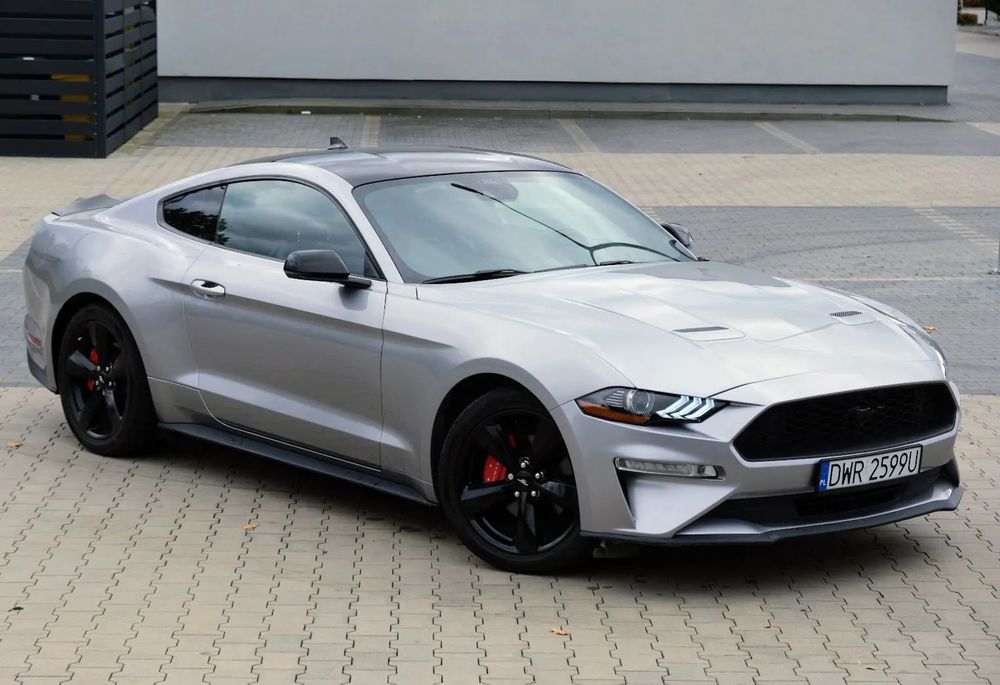 Ford Mustang Coupe EcoBoost, Premium