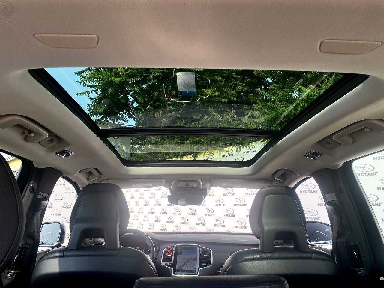 Volvo XC90 2015 рік