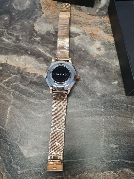 Smartwatch damski Maxcom NOWY