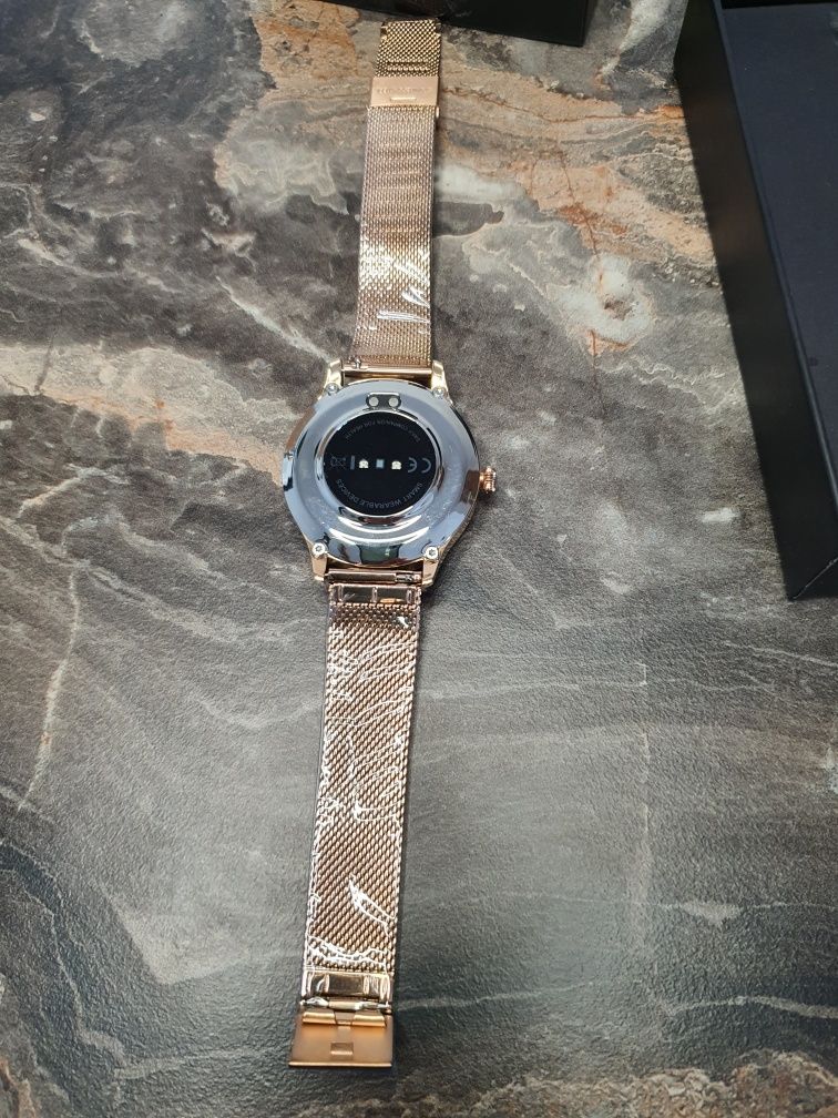Smartwatch damski Maxcom