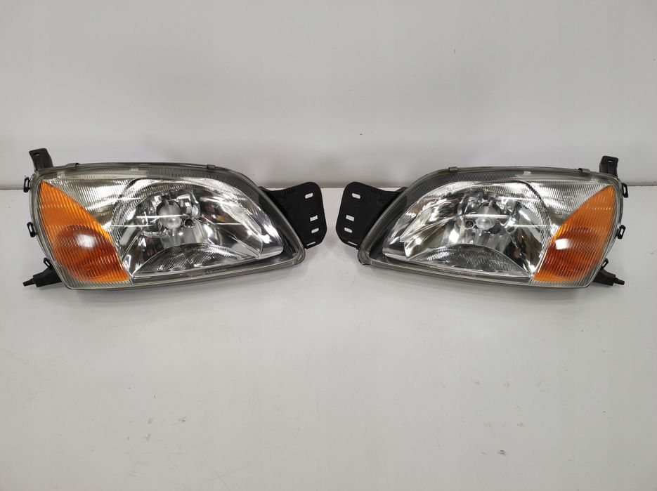 lampy lampa lewa prawa przód ford fiesta mk4 lift europa 99 -