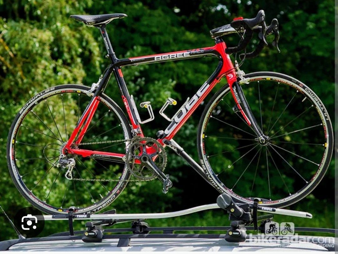 Alugo Suportes de bicicleta e barras de tejadilho