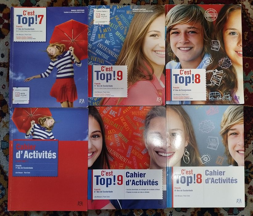 Livros manuais escolares de inglês e francês do  7° ao 9° ano