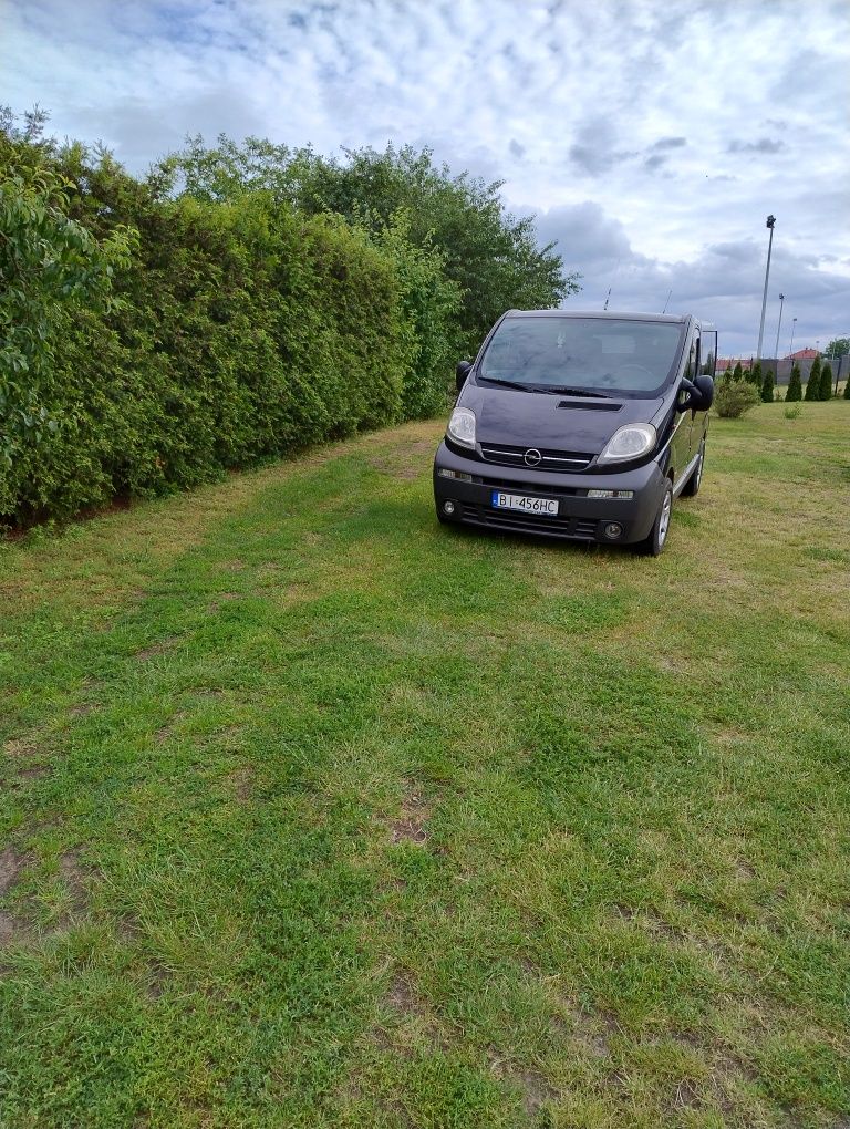 Sprzedam Opla Vivaro 1.9DTI